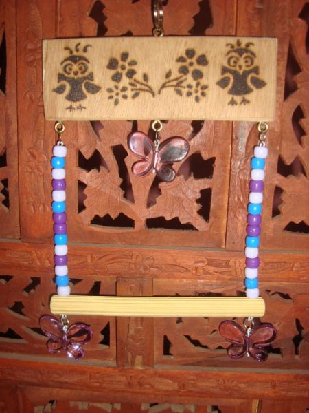 Balanço com Detalhe em Madeira